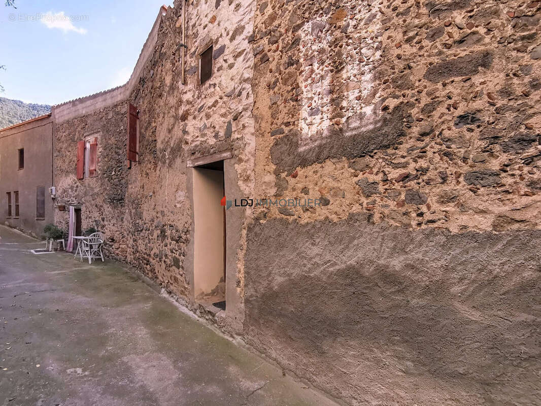 Maison à MOSSET