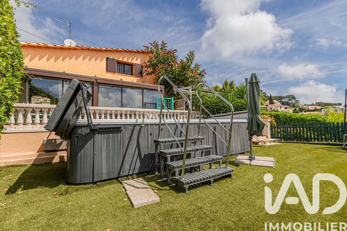 Photo 6 - Maison à VALLAURIS