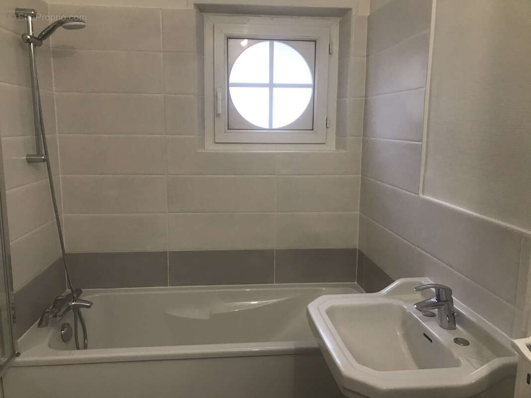 Appartement à FLEURY-LES-AUBRAIS