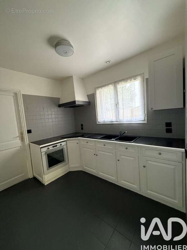 Photo 4 - Maison à LE COUDRAY-MONTCEAUX