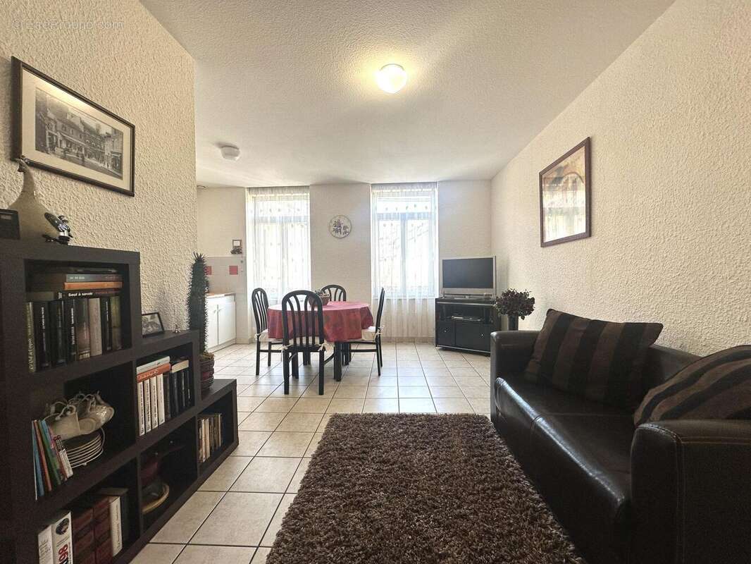 Appartement à DECAZEVILLE