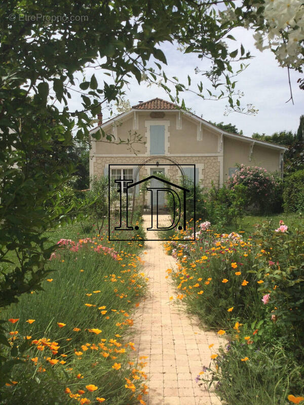 Façade avant - Maison à VILLENEUVE-SUR-LOT