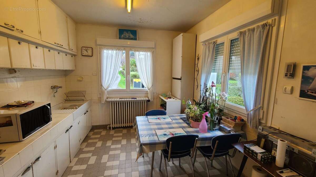 Maison à PLOUGASNOU