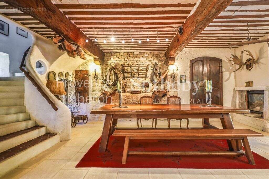 Un hameau sur son promontoire - photo 10
