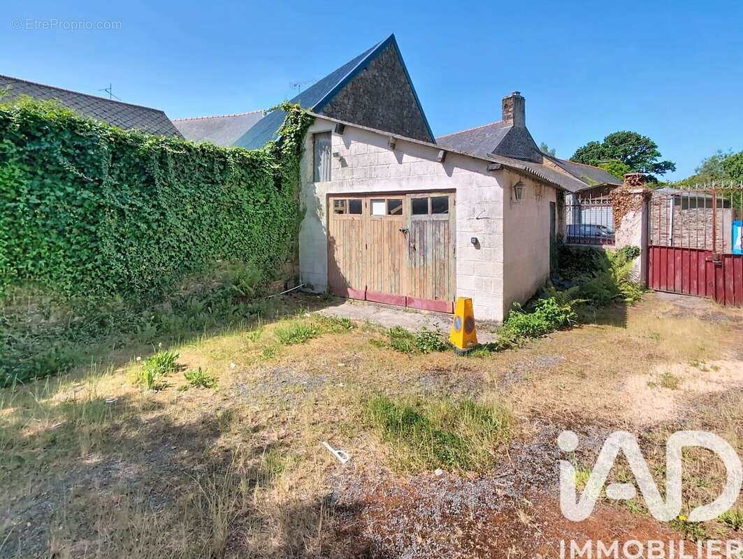 Maison 137 m² à Trans-La-Foret  - photo 3