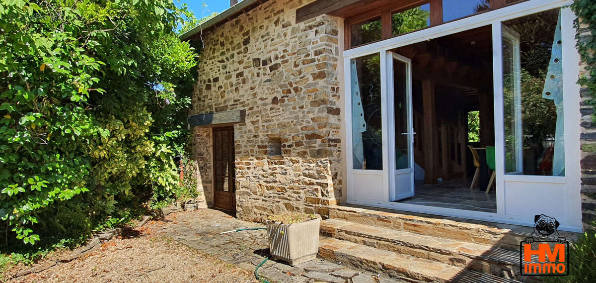 Maison à JUMILHAC-LE-GRAND