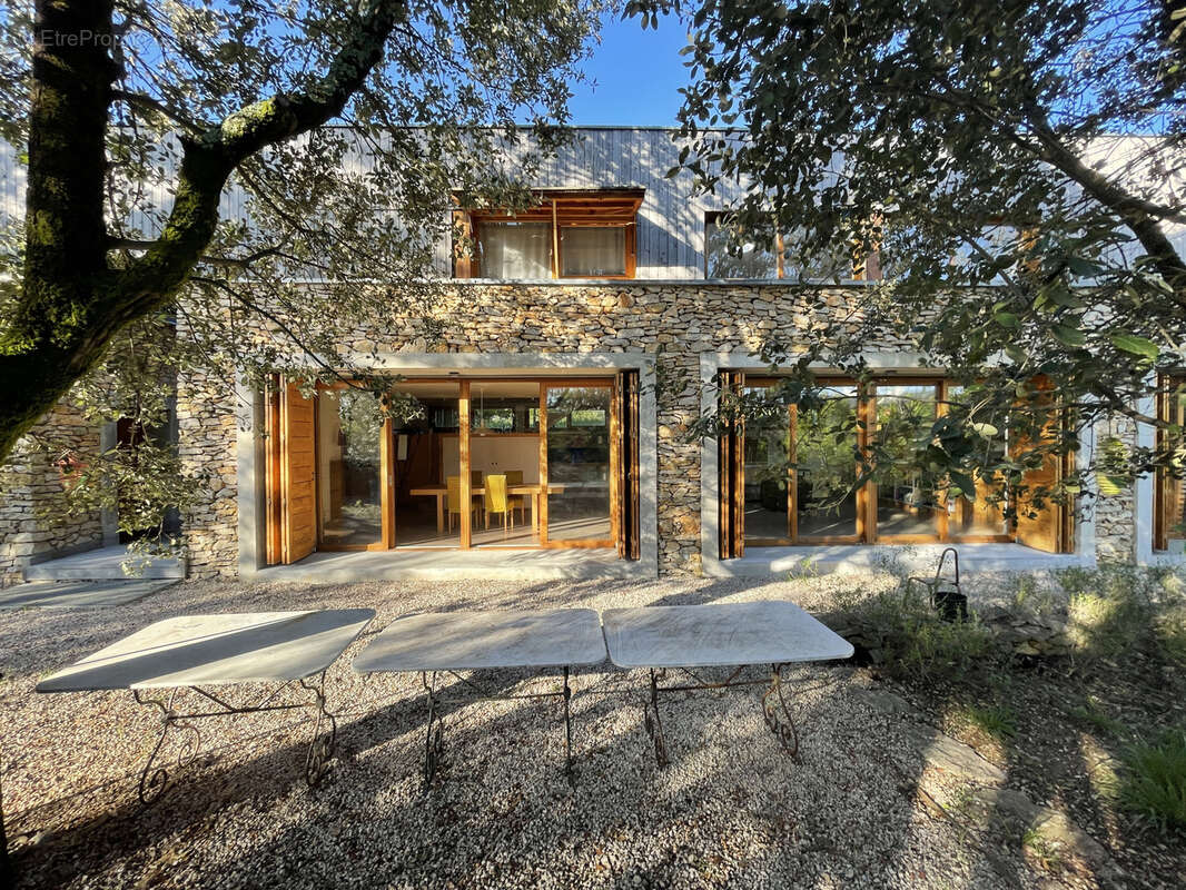 Maison à FERRIERES-LES-VERRERIES