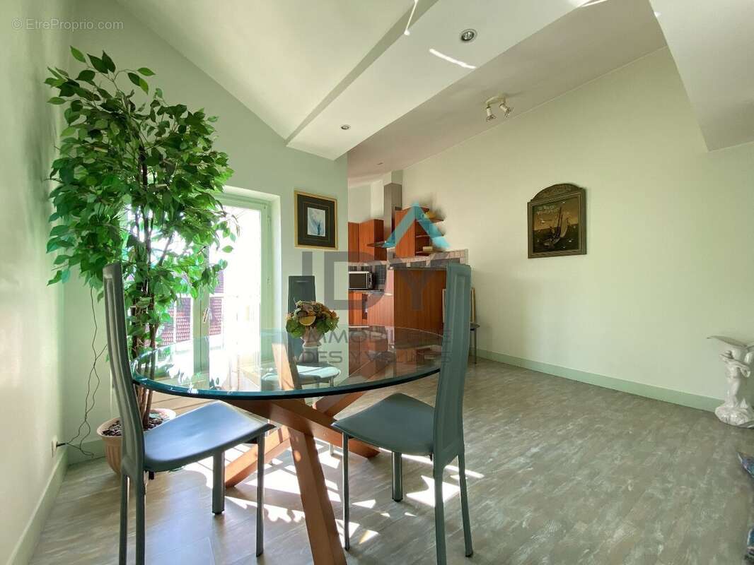 Appartement à SAINT-GERMAIN-EN-LAYE