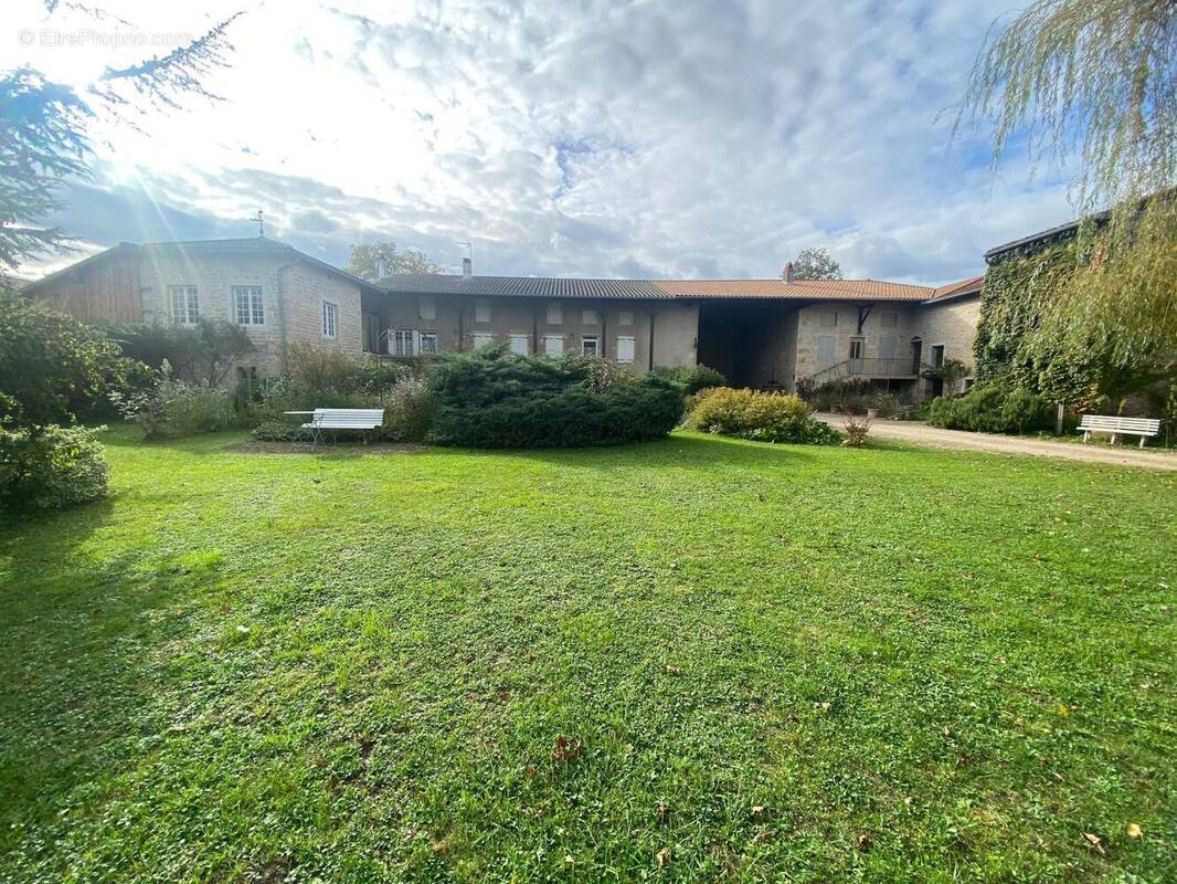 Photo 1 - Maison à MACON