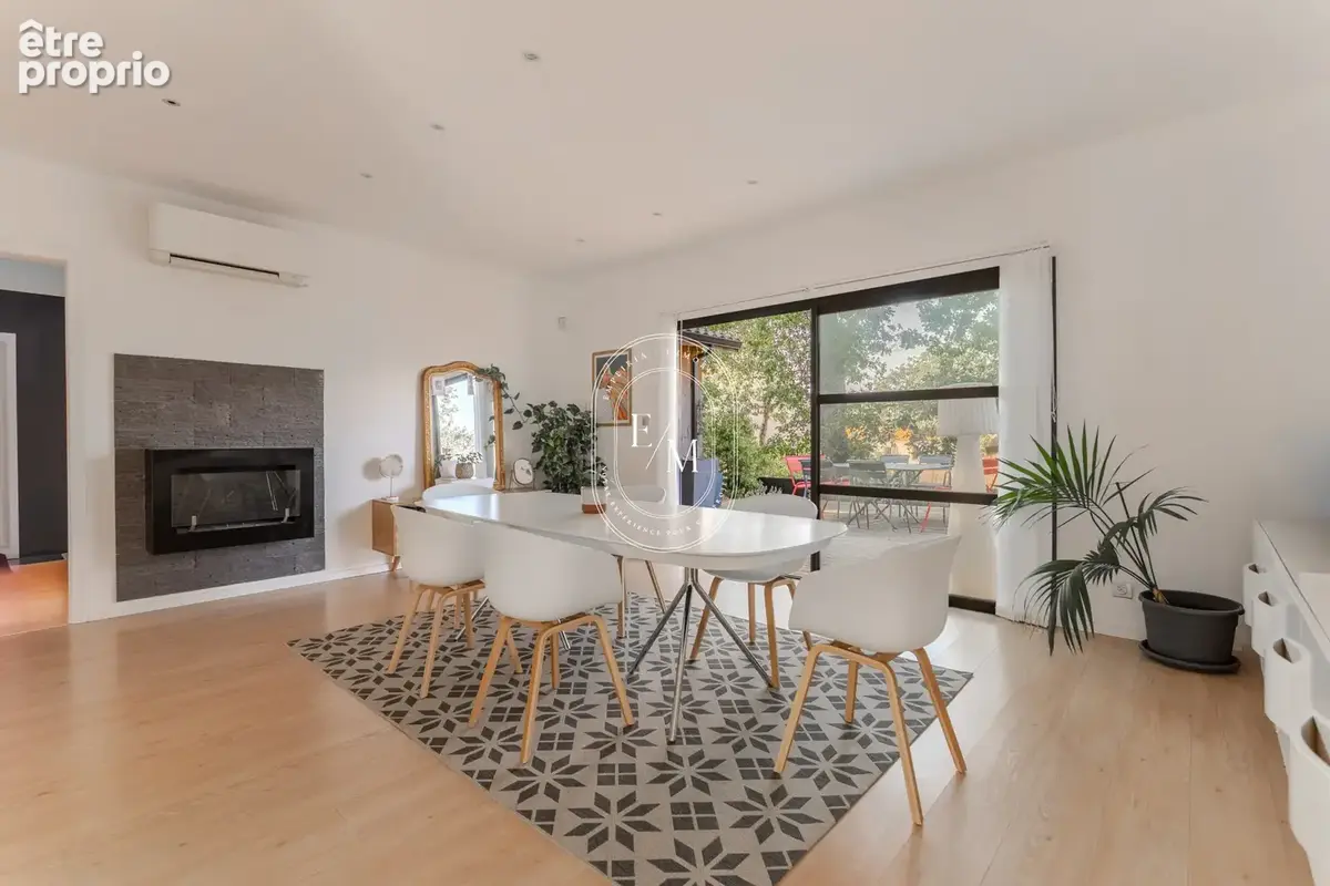 Photo Maison à Saint-Jean au prix de 585 000€