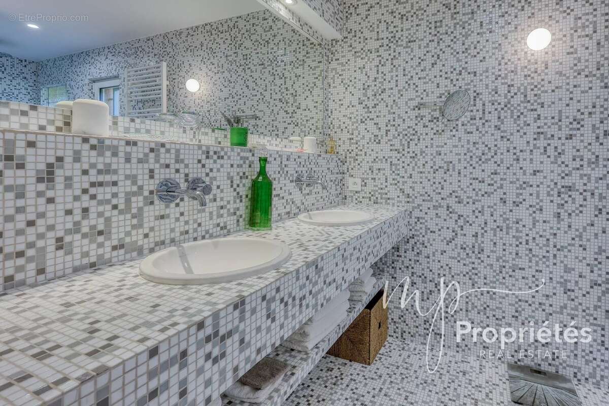 Maison à LE LAVANDOU