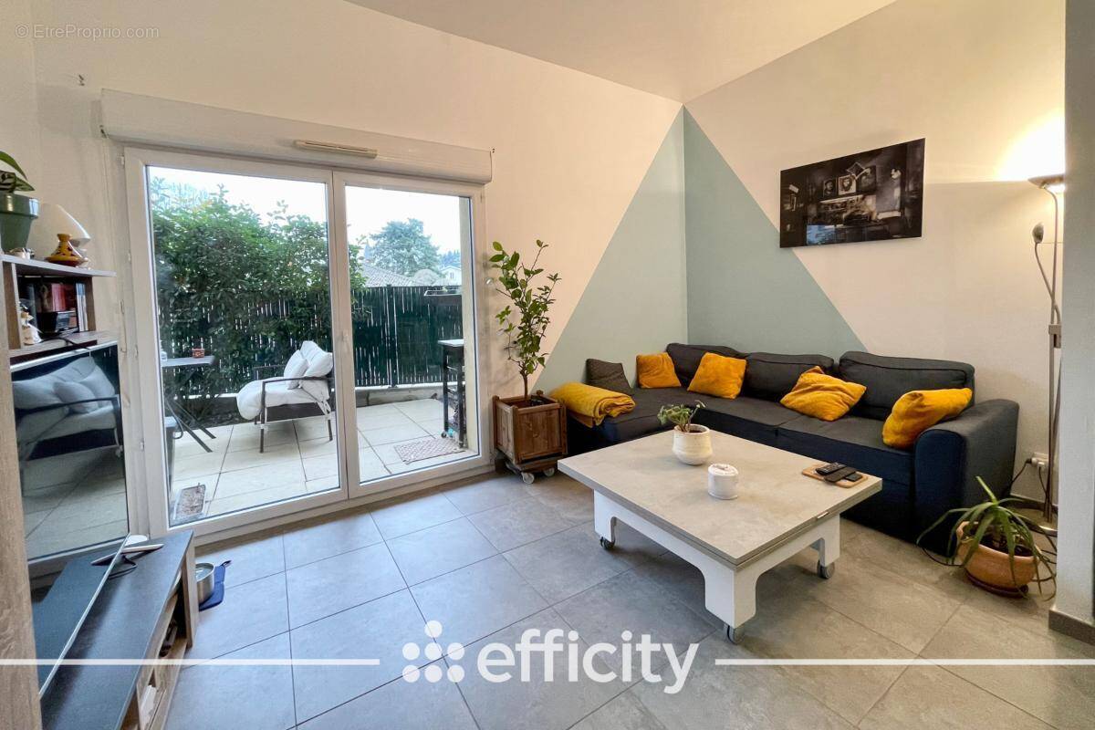 Appartement à DAGNEUX