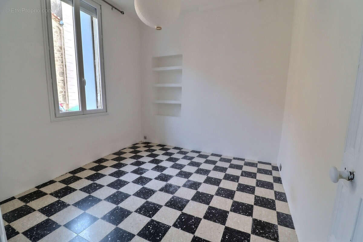 Appartement à PLAISSAN