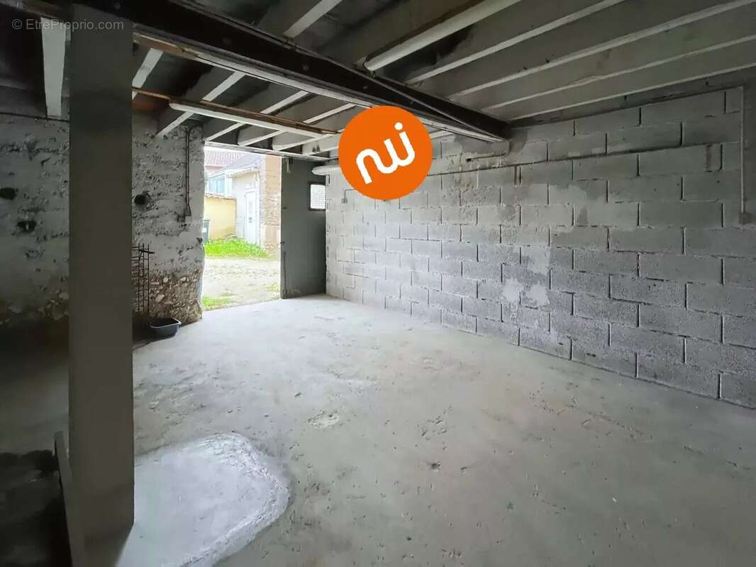 Appartement à SAINT-GENIS-LAVAL