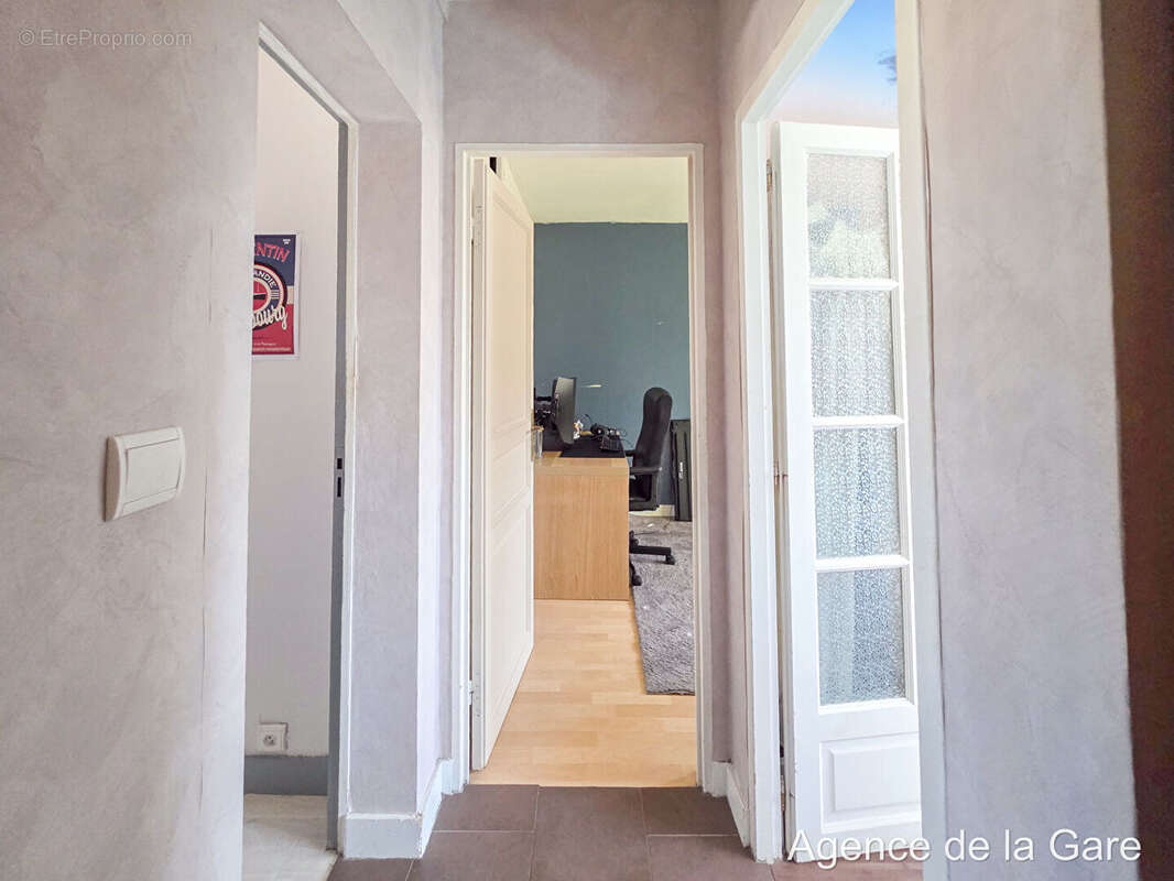 Maisons-Laffitte Appartement 4 pièces lumineux avec balcon à 6 min de la gare - photo 8