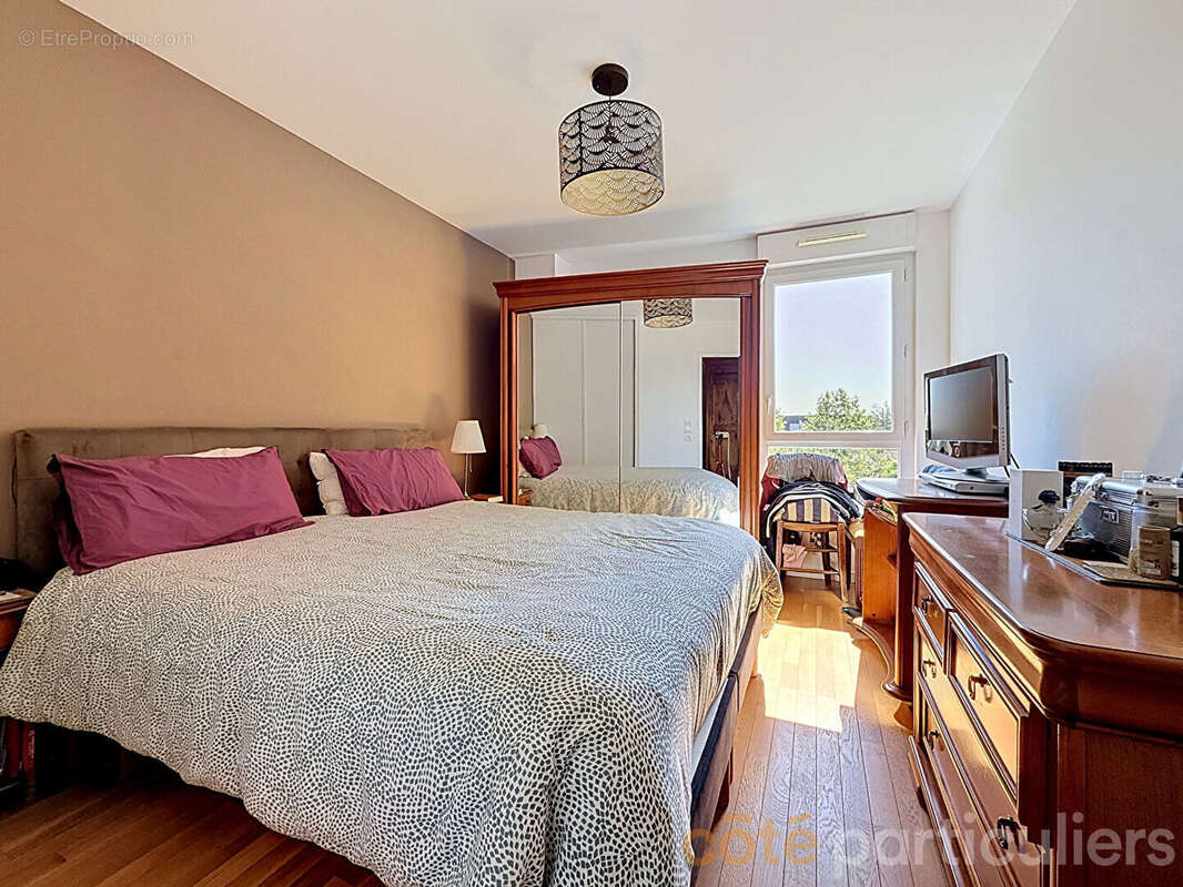 Appartement à ISSY-LES-MOULINEAUX