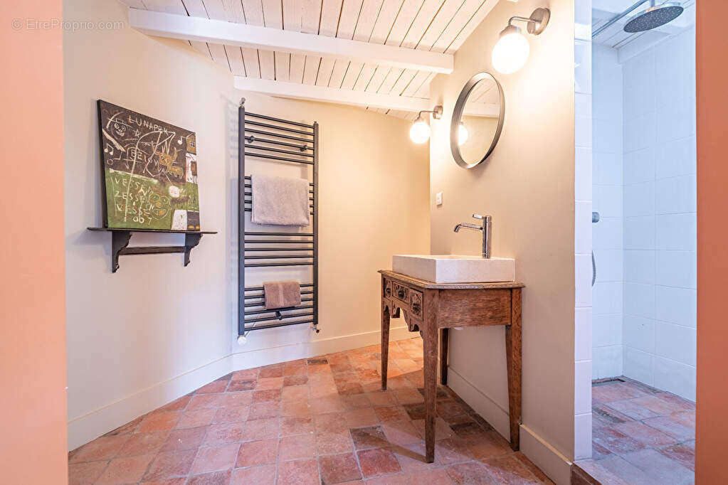 Maison à BAZOCHES-LES-HAUTES