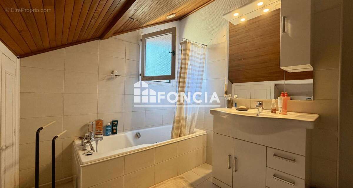 Maison à MURIANETTE