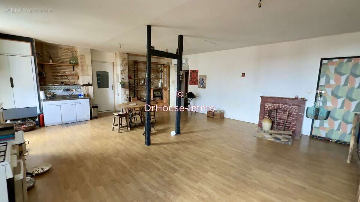 Appartement 84 m² à Puy-L'eveque  - photo 9