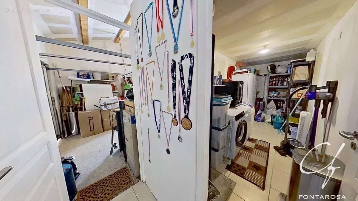 Maison à PUGET-SUR-ARGENS