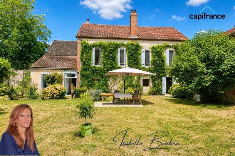 Maison à NAVILLY