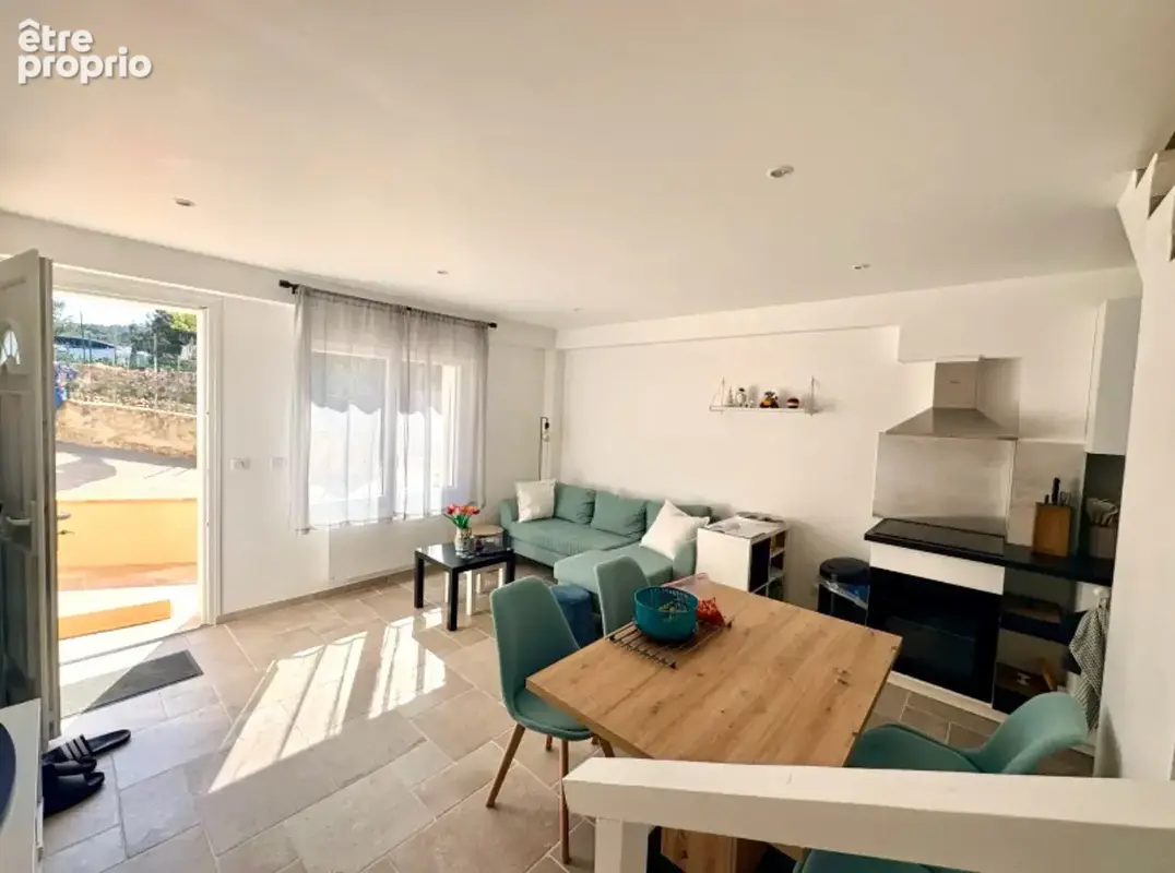 Photo Appartement à Le Rove au prix de 210 000€