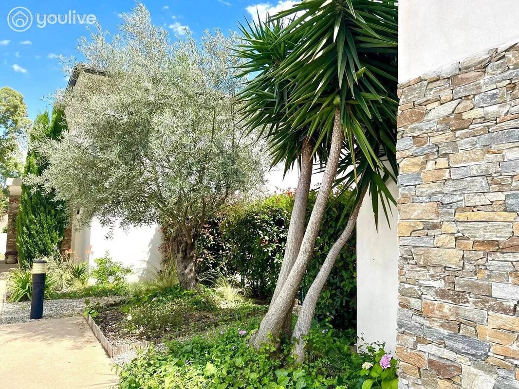 Appartement T3 en duplex avec son jardin - photo 1