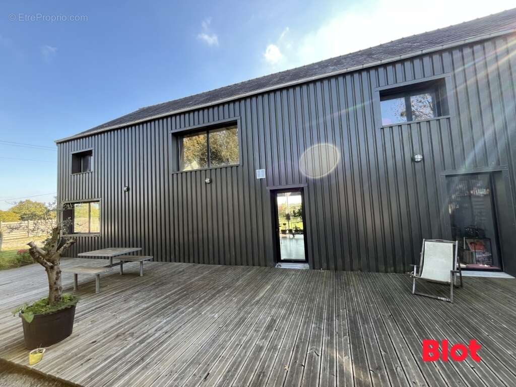 Maison à LA DOMINELAIS