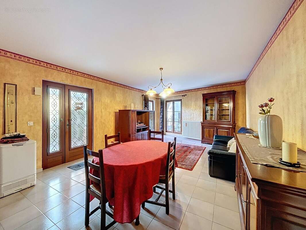 Séjour - Maison à CHATEAUFORT