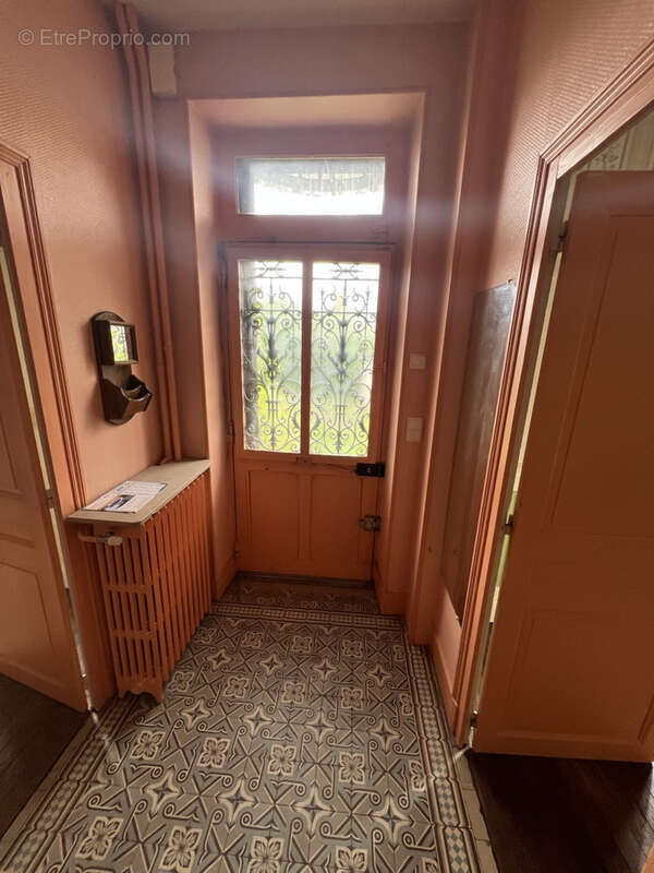 Maison à COSNE-COURS-SUR-LOIRE