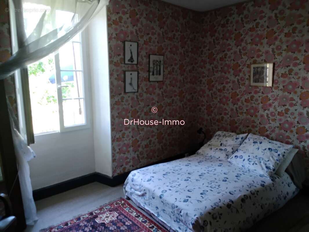 Maison 120 m² à Naussac  - photo 8