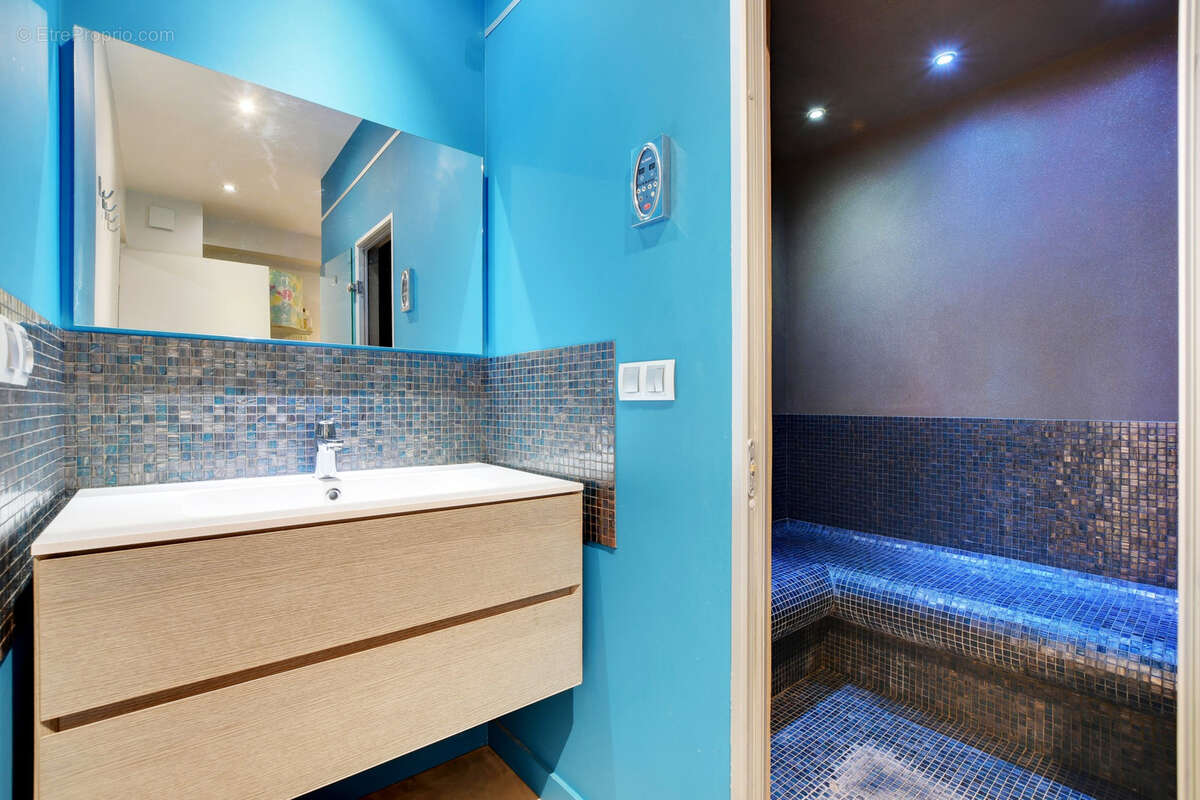 Maison à PARIS-20E