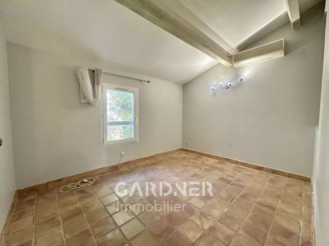Maison à MARSEILLE-12E