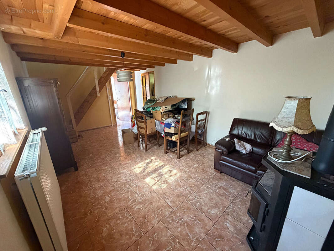 Maison à FONTAINES