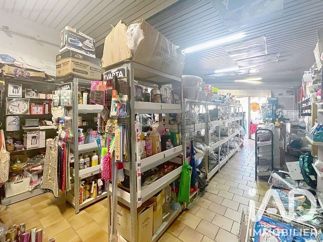 Commerce 50 m² à Toulon  - photo 3