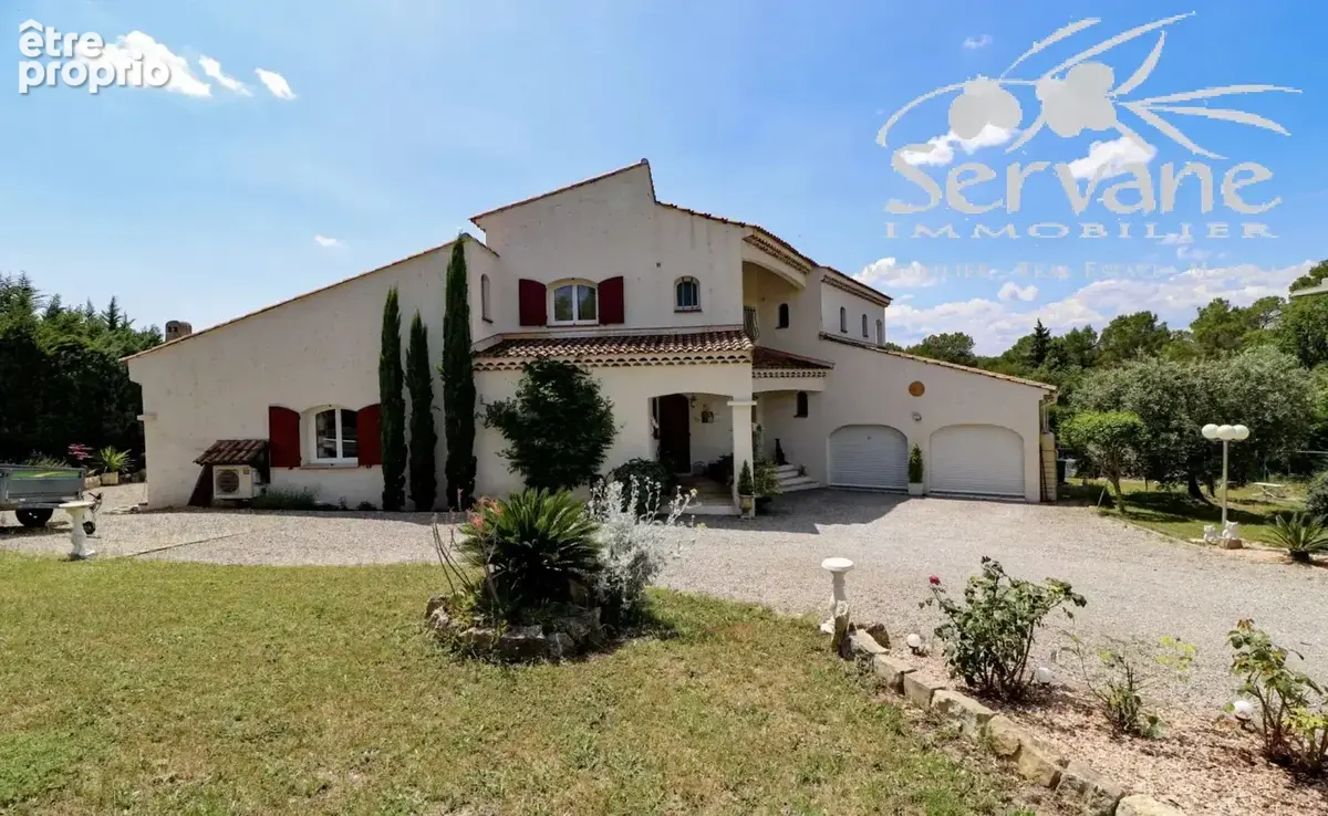 Belle villa aux beaux volumes avec piscine - photo 1