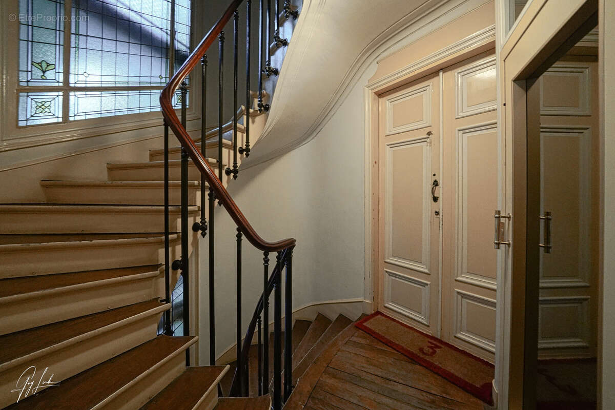 Appartement à PARIS-20E