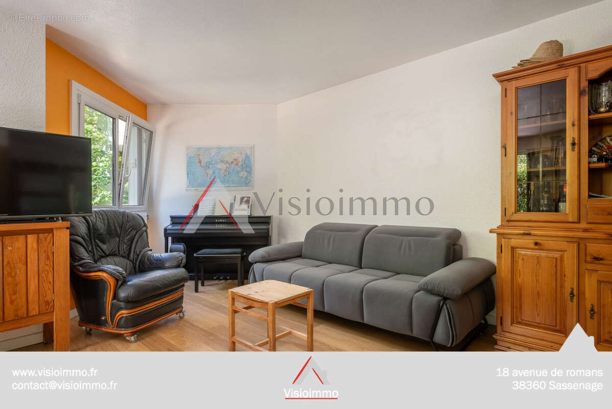 Appartement à MEYLAN