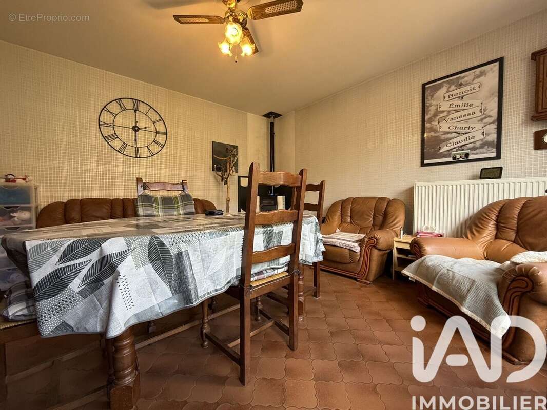 Maison 86 m² à Lain  - photo 7
