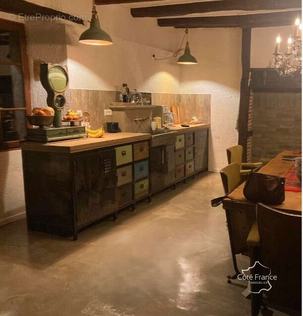 Maison à BAGNAC-SUR-CELE