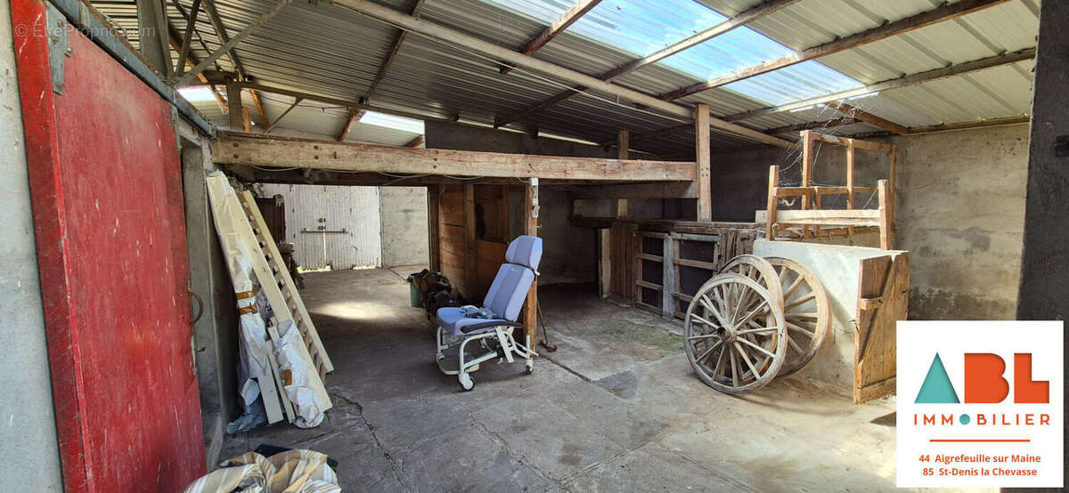 Maison à SAINT-LUMINE-DE-CLISSON