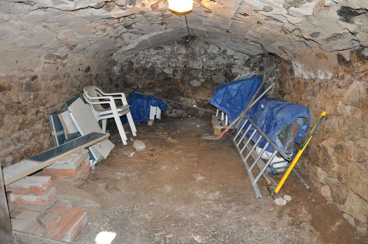 Maison à ARFEUILLES