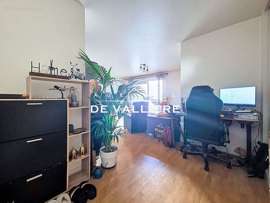 Appartement à NANTERRE
