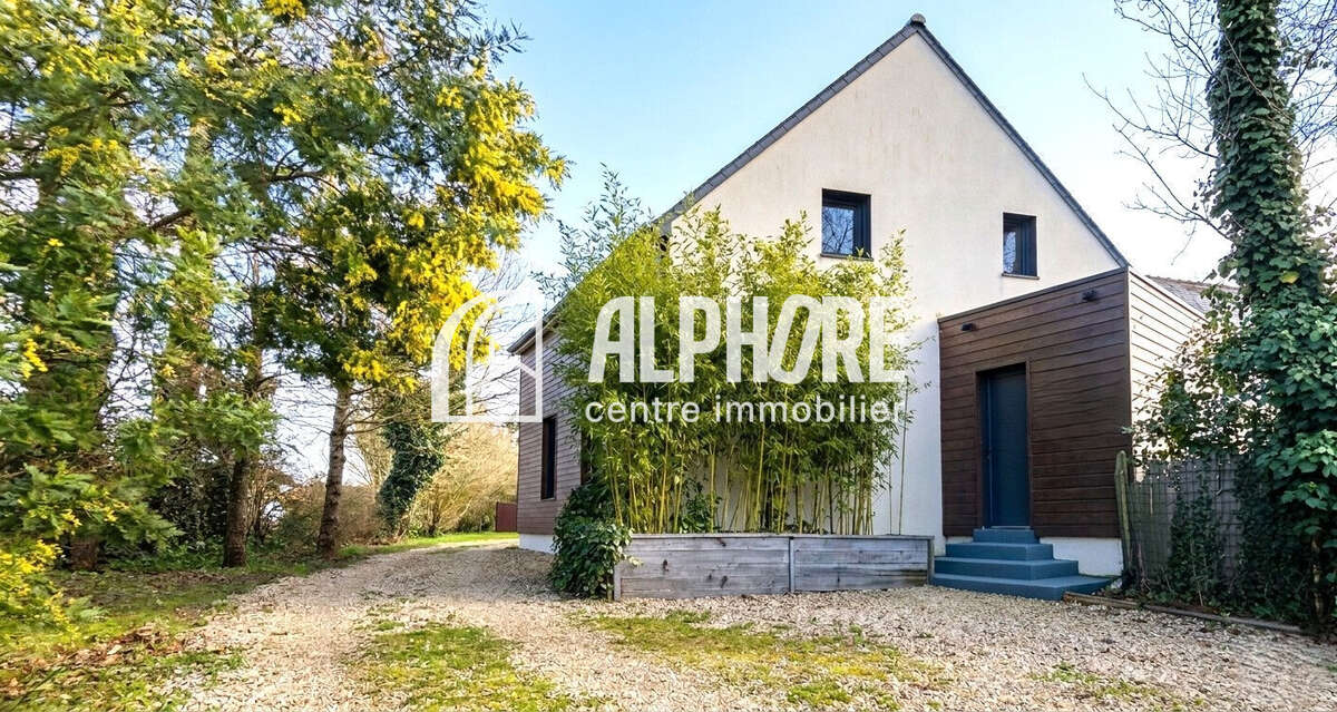 Maison à SAINT-LYPHARD