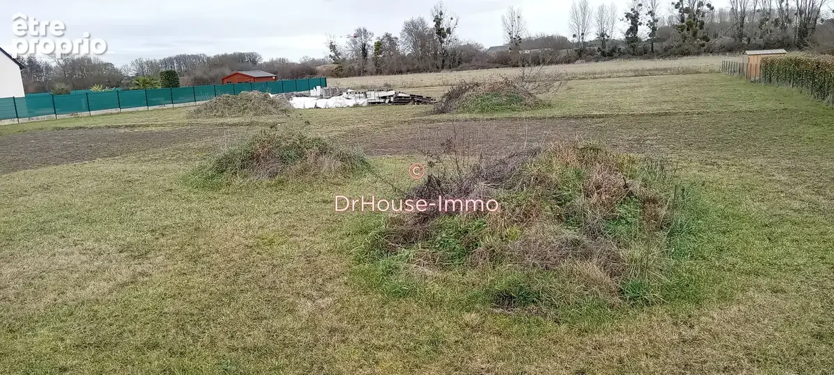 Terrain 1 254 m² à vendre à Savigne-Sur-Lathan (37340) - photo 11