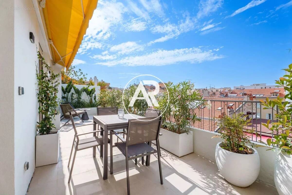 Appartement à NICE