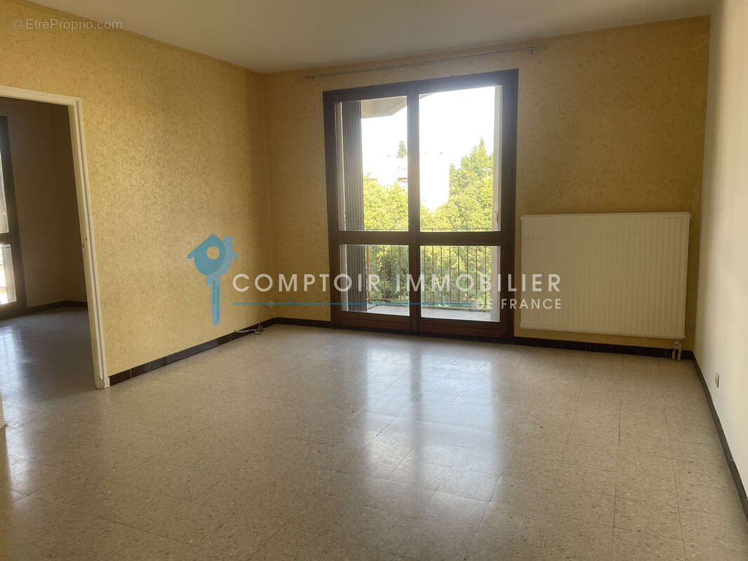 Appartement à APT