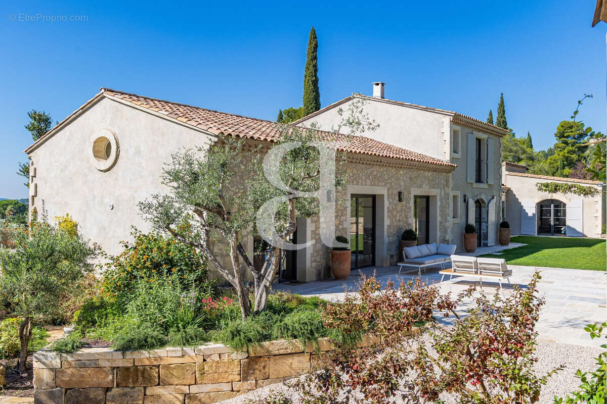 Maison à MAUSSANE-LES-ALPILLES