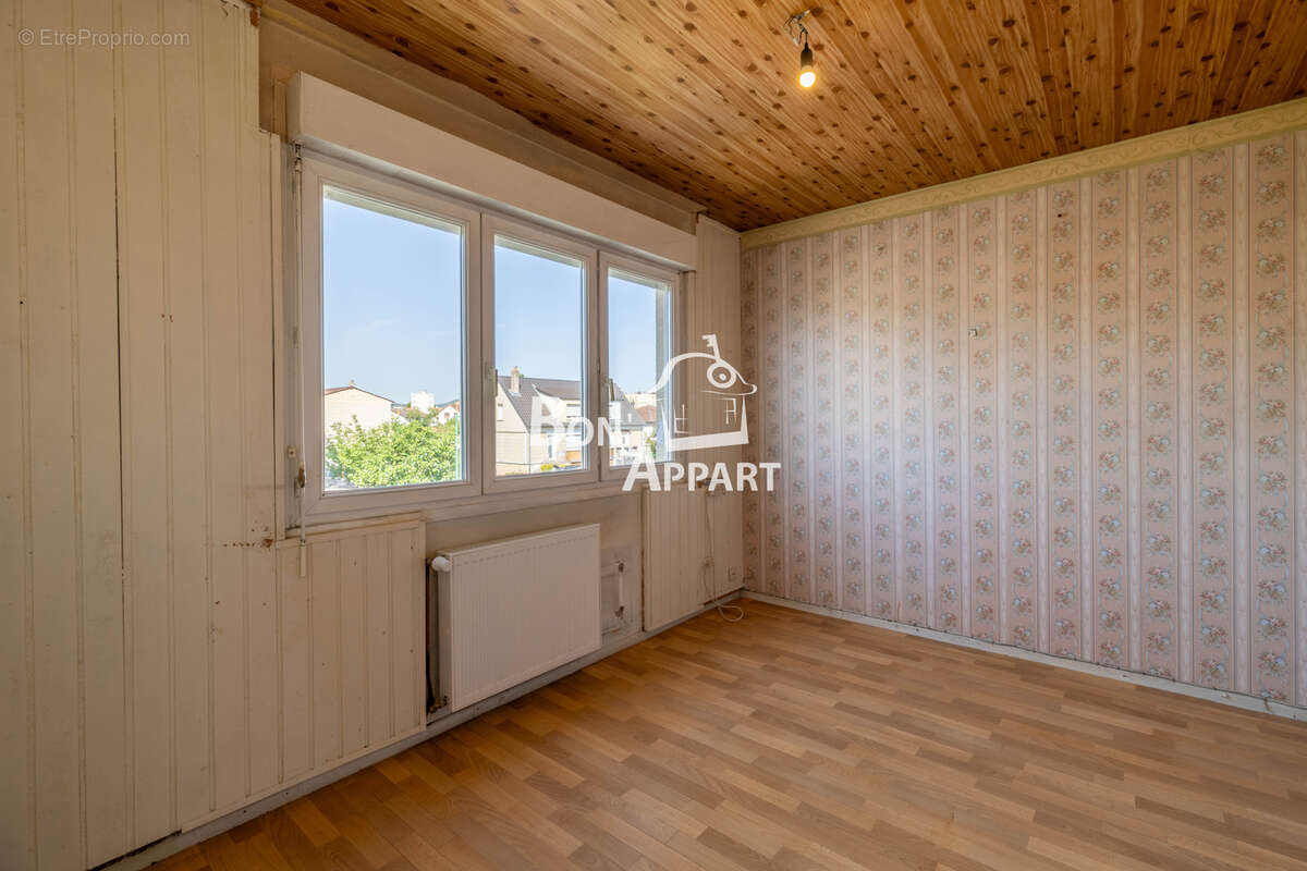 Jolie petite maison dans quartier verdoyant - photo 7