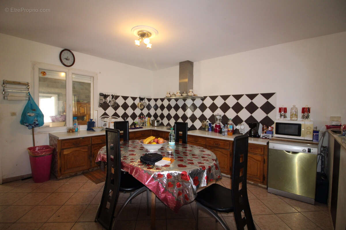 Maison de 210 m2. Terrain de 860 m2. - photo 16